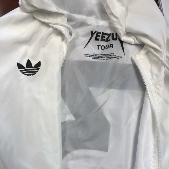 adidas yeezy jacket 3 zip
